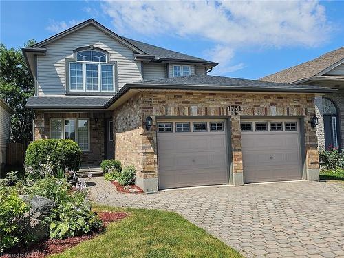 1751 Coronation Drive, London, ON - Outdoor With Facade