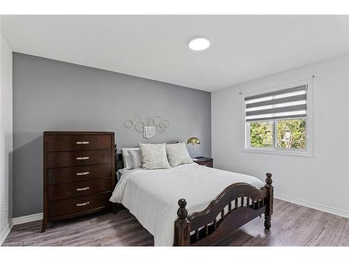 1751 Coronation Drive, London, ON - Indoor Photo Showing Bedroom