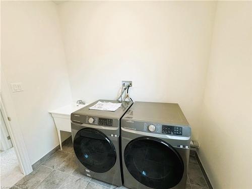 51 Sanford Circle, Springwater, ON - Indoor Photo Showing Laundry Room