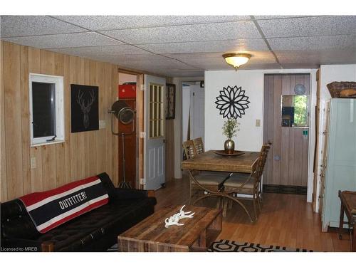 622 Deer Lake Road, Sundridge, ON - Indoor Photo Showing Dining Room