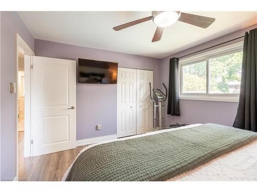 5290 Joel Avenue, Burlington, ON - Indoor Photo Showing Bedroom