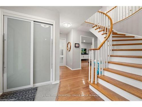 293 Mississaga Street, Oakville, ON - Indoor Photo Showing Other Room