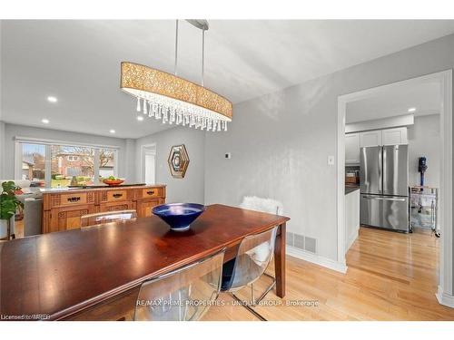 293 Mississaga Street, Oakville, ON - Indoor Photo Showing Dining Room