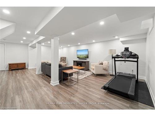 293 Mississaga Street, Oakville, ON - Indoor Photo Showing Gym Room