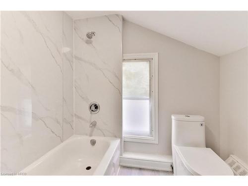 81 Mcmillan Drive, Oshawa, ON - Indoor Photo Showing Bathroom