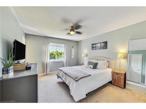 60 Pressed Brick Drive, Brampton, ON - Indoor Photo Showing Bedroom