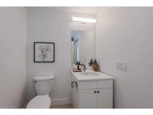 417-1 Wellington St Street, Brantford, ON - Indoor Photo Showing Bathroom