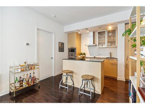 2502-14 York Street, Toronto, ON - Indoor Photo Showing Kitchen