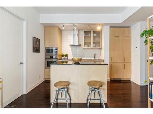 2502-14 York Street, Toronto, ON - Indoor Photo Showing Kitchen