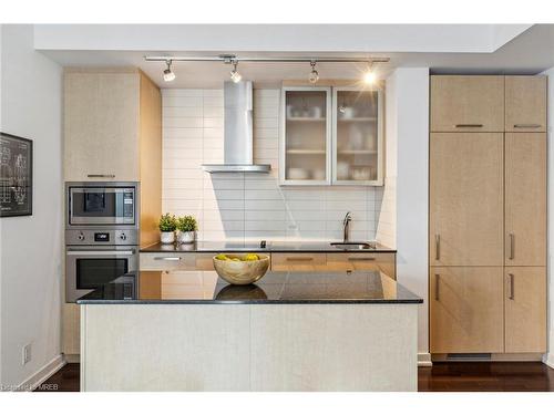 2502-14 York Street, Toronto, ON - Indoor Photo Showing Kitchen