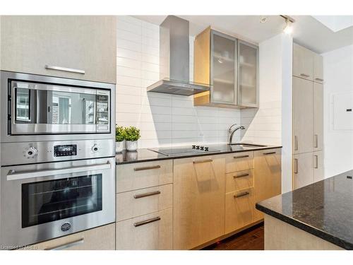 2502-14 York Street, Toronto, ON - Indoor Photo Showing Kitchen With Upgraded Kitchen