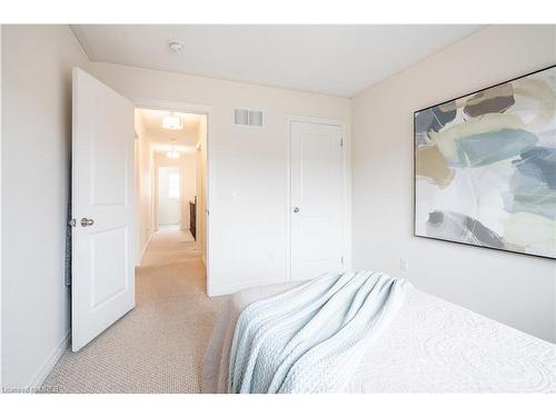 3246 Robert Brown Boulevard, Oakville, ON - Indoor Photo Showing Bedroom