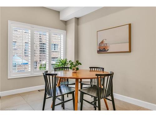 17-3038 Haines Road, Mississauga, ON - Indoor Photo Showing Dining Room