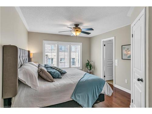 17-3038 Haines Road, Mississauga, ON - Indoor Photo Showing Bedroom