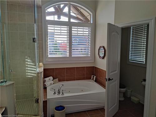 102 Hammond Court, The Blue Mountains, ON - Indoor Photo Showing Bathroom