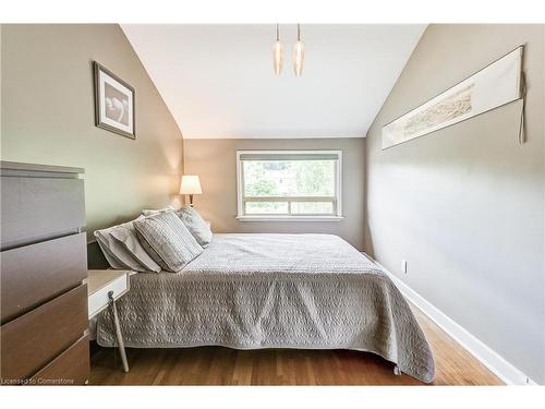 148 Heslop Road, Milton, ON - Indoor Photo Showing Bedroom