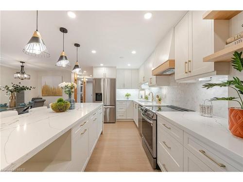 214-475 The West Mall, Toronto, ON - Indoor Photo Showing Kitchen With Stainless Steel Kitchen With Upgraded Kitchen