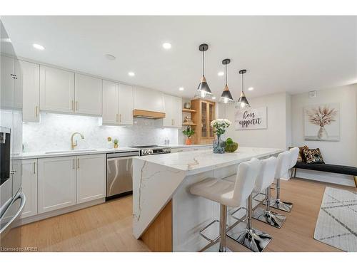 214-475 The West Mall, Toronto, ON - Indoor Photo Showing Kitchen With Stainless Steel Kitchen With Upgraded Kitchen