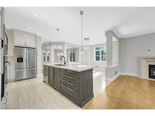 3136 Watercliffe Court, Oakville, ON - Indoor Photo Showing Kitchen With Fireplace With Upgraded Kitchen