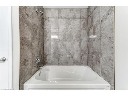 1048 Wright Drive, Midland, ON - Indoor Photo Showing Bathroom