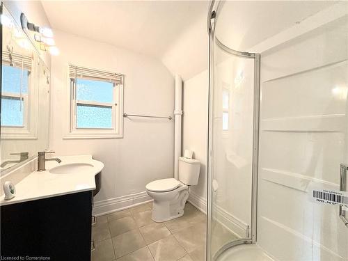 176 Church Street, St. Catharines, ON - Indoor Photo Showing Bathroom