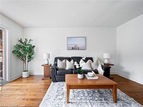 13 Cashel Street, Brampton, ON - Indoor Photo Showing Living Room