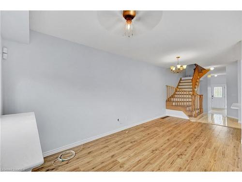 38 Gristone Crescent, Toronto, ON - Indoor Photo Showing Other Room