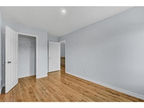 38 Gristone Crescent, Toronto, ON - Indoor Photo Showing Other Room