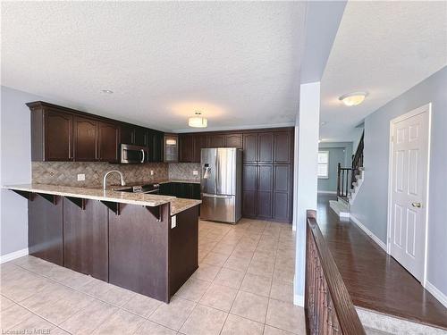 154 Newcastle Drive, Kitchener, ON - Indoor Photo Showing Kitchen With Stainless Steel Kitchen