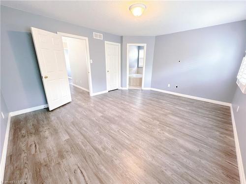 154 Newcastle Drive, Kitchener, ON - Indoor Photo Showing Other Room