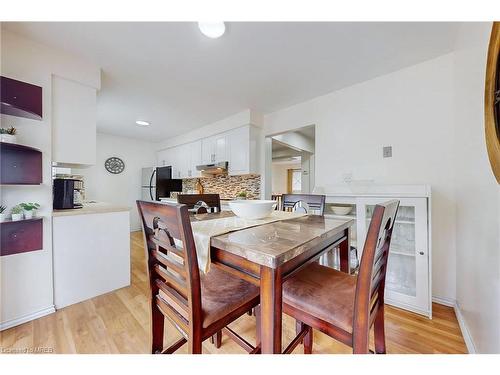 36-6780 Formentera Avenue, Mississauga, ON - Indoor Photo Showing Dining Room