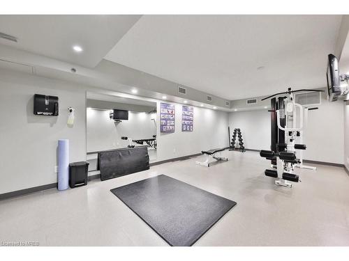 801-1477 Lakeshore Road, Burlington, ON - Indoor Photo Showing Gym Room