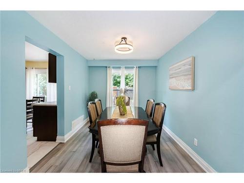 128 Fanshawe Drive, Brampton, ON - Indoor Photo Showing Dining Room