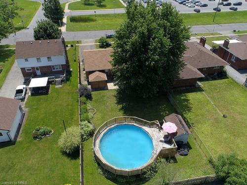 60 Third Street, Welland, ON - Outdoor With Above Ground Pool With View