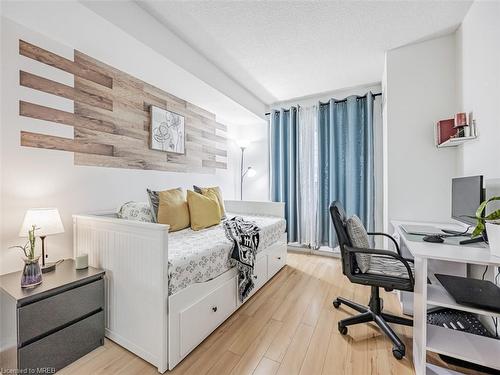 U #907-5785 Yonge Street, Toronto, ON - Indoor Photo Showing Other Room