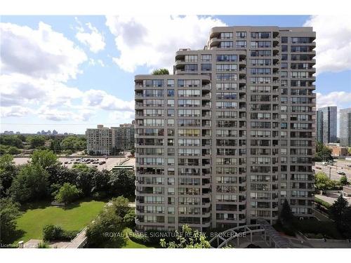 U #907-5785 Yonge Street, Toronto, ON - Outdoor With Facade