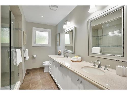 1446 Durham Street, Oakville, ON - Indoor Photo Showing Bathroom