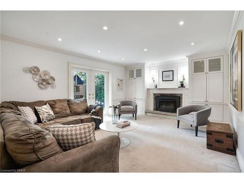 1446 Durham Street, Oakville, ON - Indoor Photo Showing Living Room With Fireplace