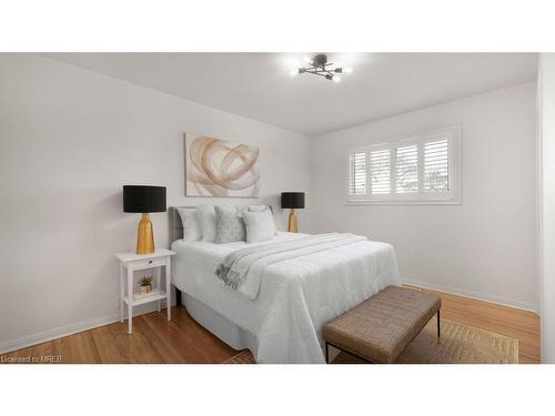 2 Anderson Street, St. Catharines, ON - Indoor Photo Showing Bedroom