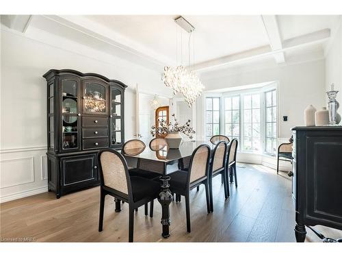 6345 Mcniven Court, Burlington, ON - Indoor Photo Showing Dining Room