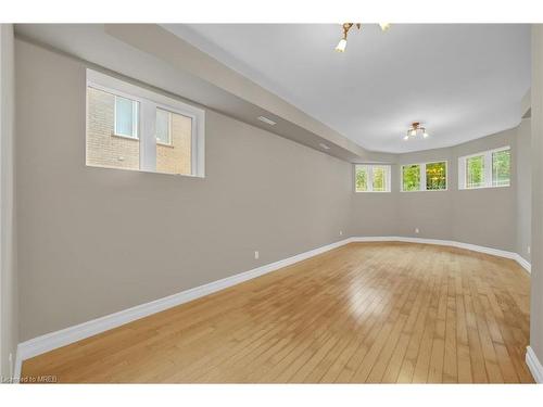 88 41St Street S, Wasaga Beach, ON - Indoor Photo Showing Other Room