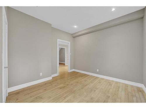 88 41St Street S, Wasaga Beach, ON - Indoor Photo Showing Other Room