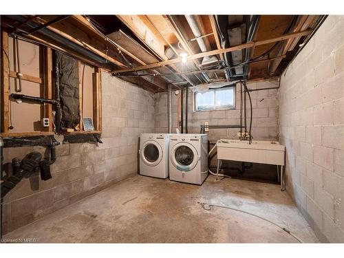 174 San Remo Drive, Hamilton, ON - Indoor Photo Showing Laundry Room