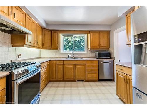 3 Colonial Court, St. Catharines, ON - Indoor Photo Showing Kitchen With Stainless Steel Kitchen With Double Sink