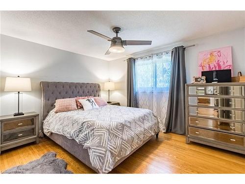 3 Colonial Court, St. Catharines, ON - Indoor Photo Showing Bedroom