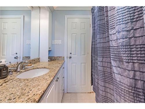 3 Colonial Court, St. Catharines, ON - Indoor Photo Showing Bathroom