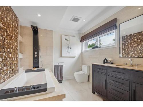 25 Janus Court, Toronto, ON - Indoor Photo Showing Bathroom