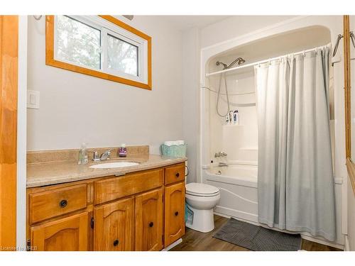 22 Lindale Avenue, Tiny, ON - Indoor Photo Showing Bathroom