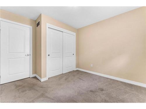 226 Louise St Street, Welland, ON - Indoor Photo Showing Other Room