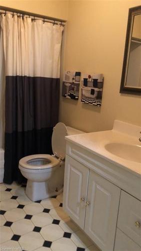 152 Glen Roberts Drive, Trout Creek, ON - Indoor Photo Showing Bathroom